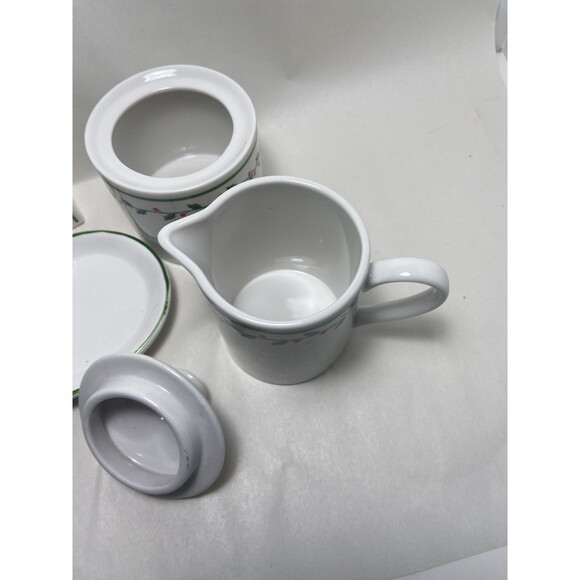 Trisha Holiday Hostess Set Spoon Rest Super Creamer Salt &Pepper Shakers - Picture 6 of 14